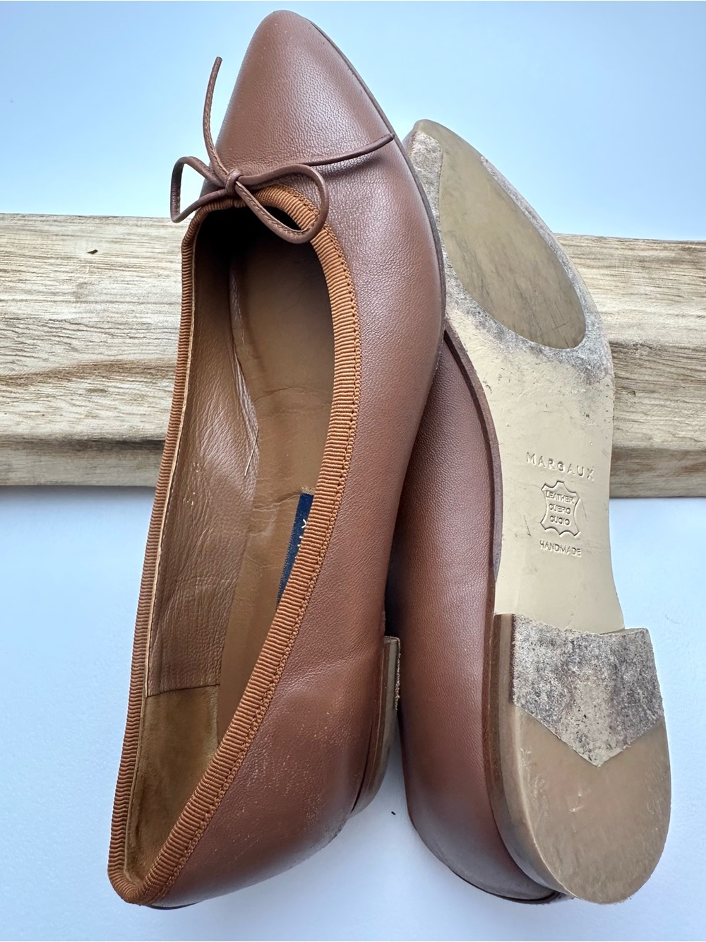 Margaux Cognac Leather Pointed-Toe Ballet Flats with Bow Salamanca - Picture 4 of 9